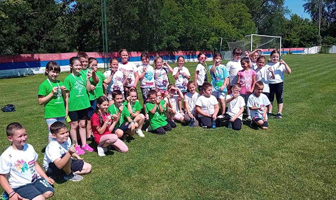A sporteseményen több mint 100 községbeli gyerek vett részt